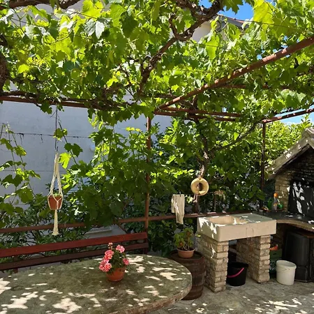 Apartman Ivan Solta Necujam